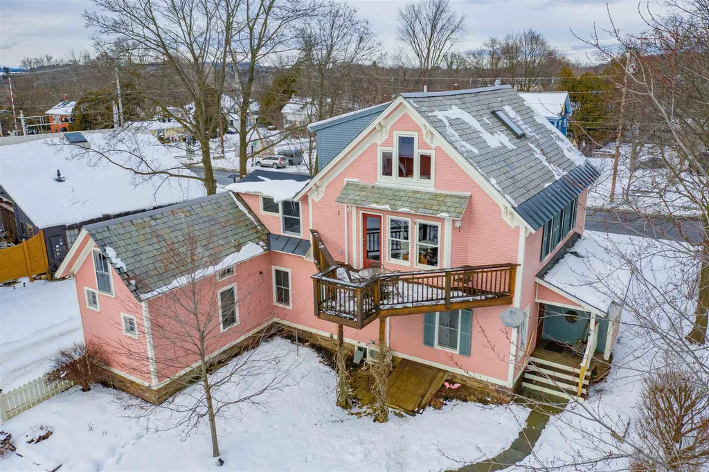 45 Harbor Road Shelburne VT 05482