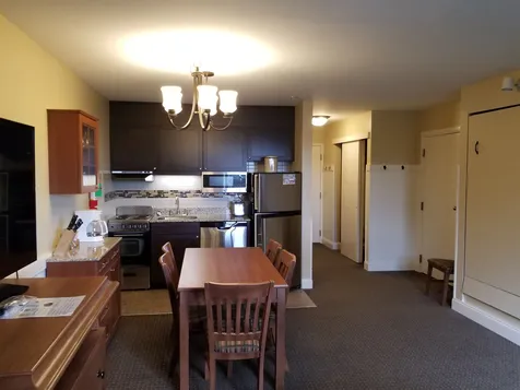273/75 Qtr.1,89 Grand Summit Way Dover VT 05356