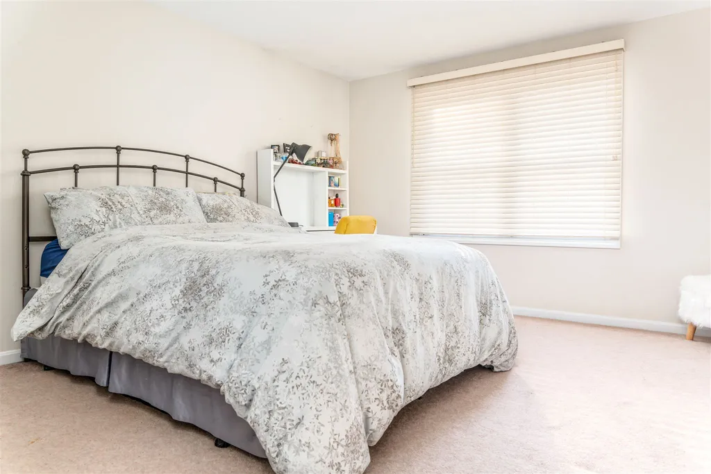 1 Lamprey Lane Lee NH 03861