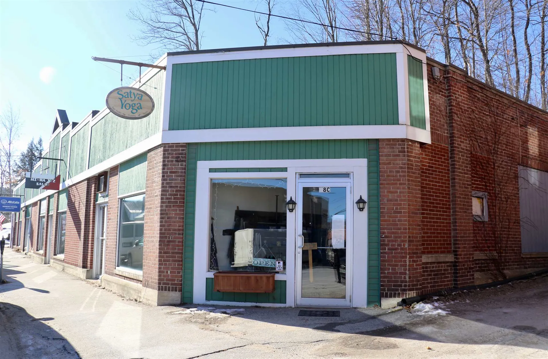 58 Main Street Plymouth NH 03264