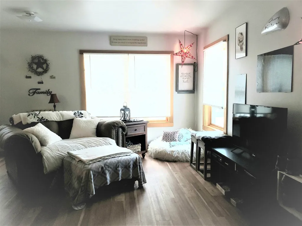 46 Sawyer Brook Road Orford NH 03777