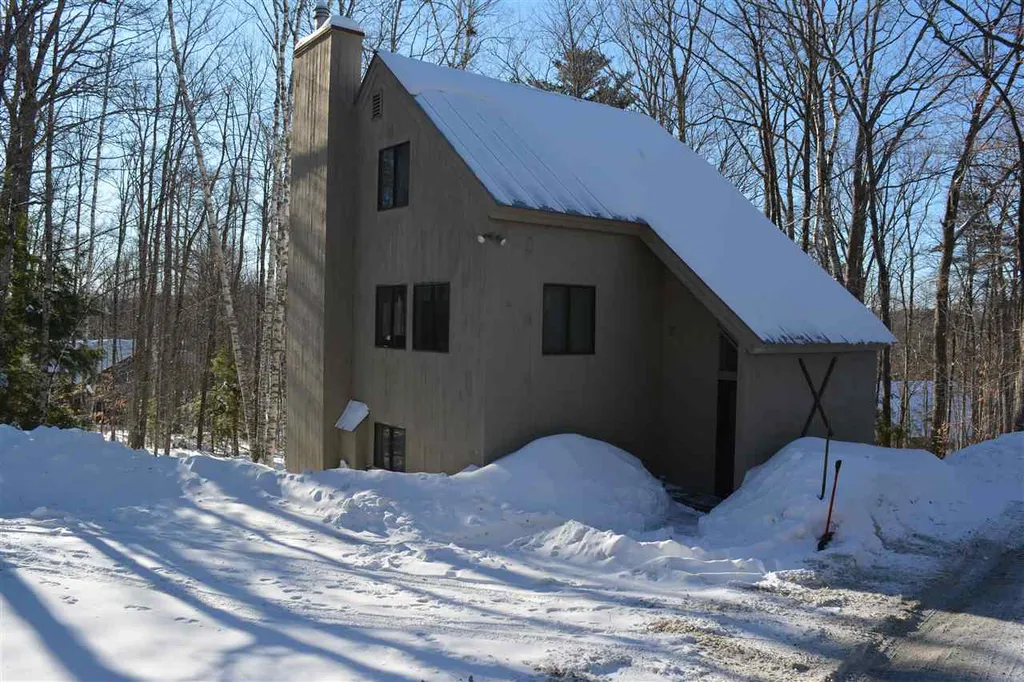 17 Barn Owl Overlook Grantham NH 03753