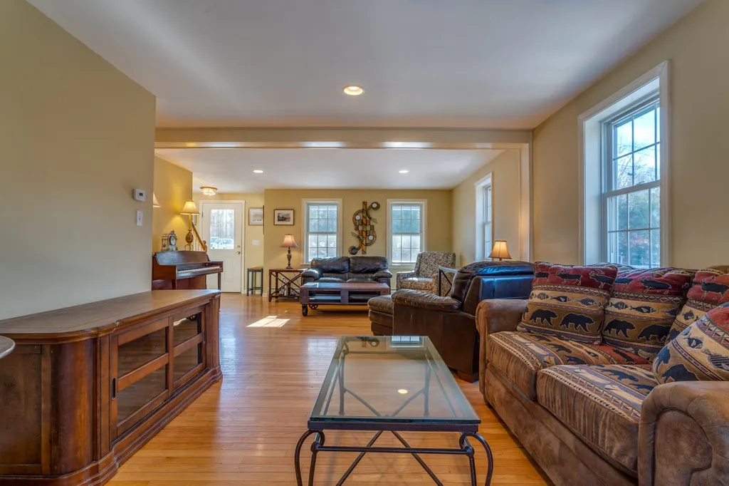 30 Folsom Drive Newmarket NH 03857