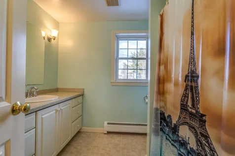 30 Folsom Drive Newmarket NH 03857