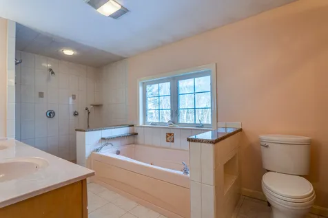 30 Folsom Drive Newmarket NH 03857