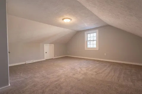 38 Bartley Hill Road Londonderry NH 03053