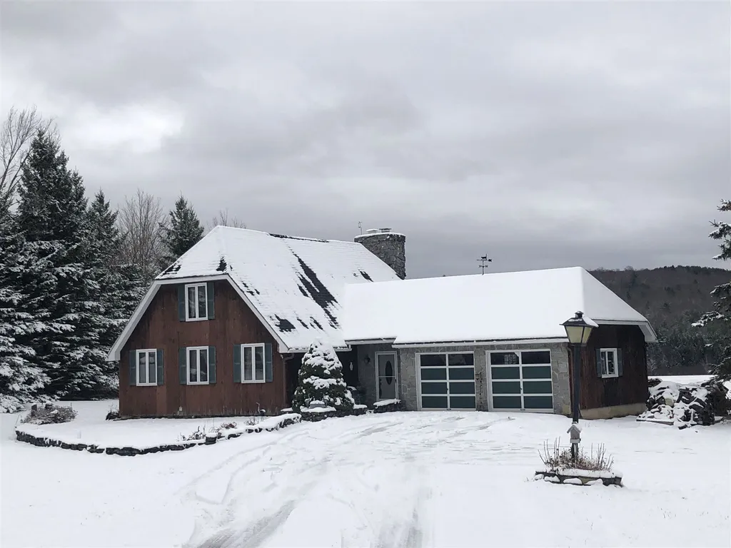 121 Skunk Hollow Road Jericho VT 05465