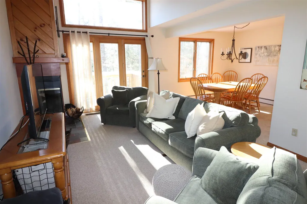 37 Pinehill Lane Lincoln NH 03251