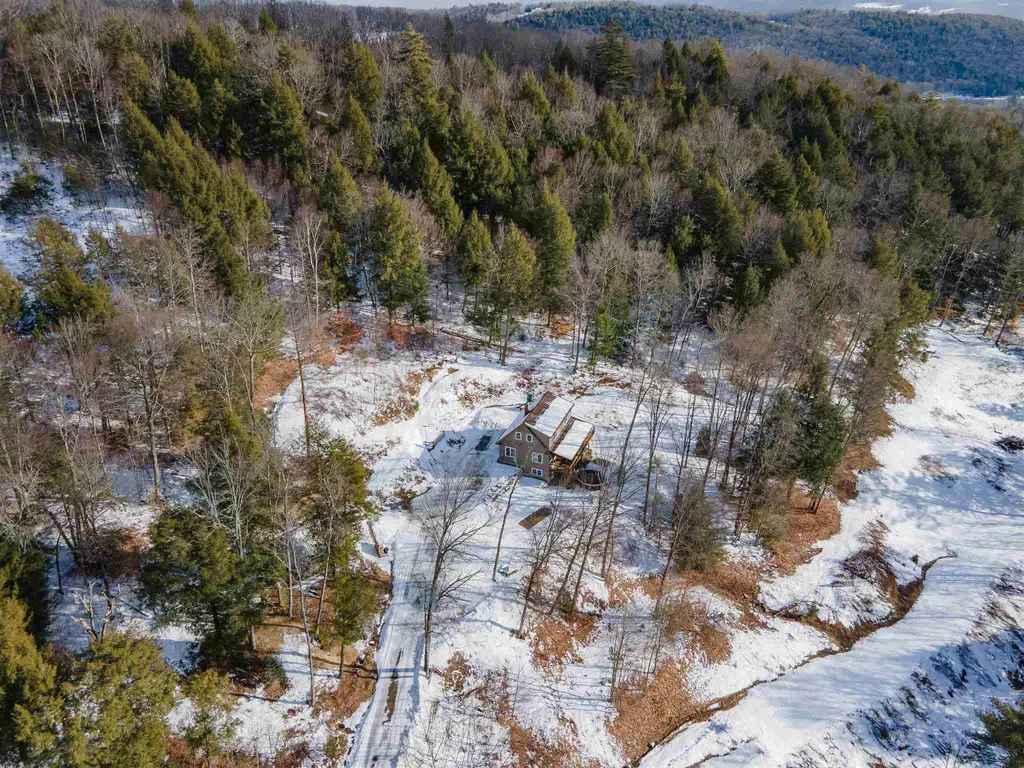 33 Barber Lane Hartland VT 05048