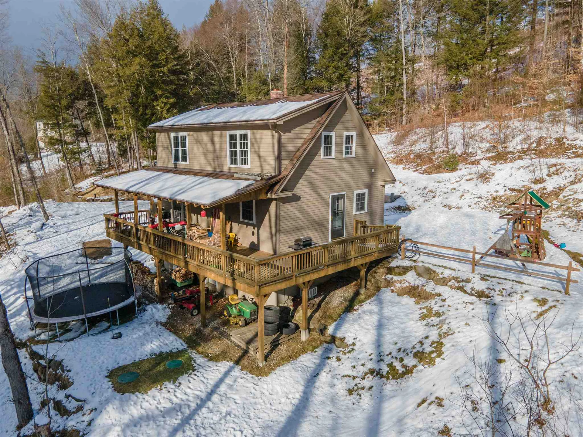33 Barber Lane Hartland VT 05048