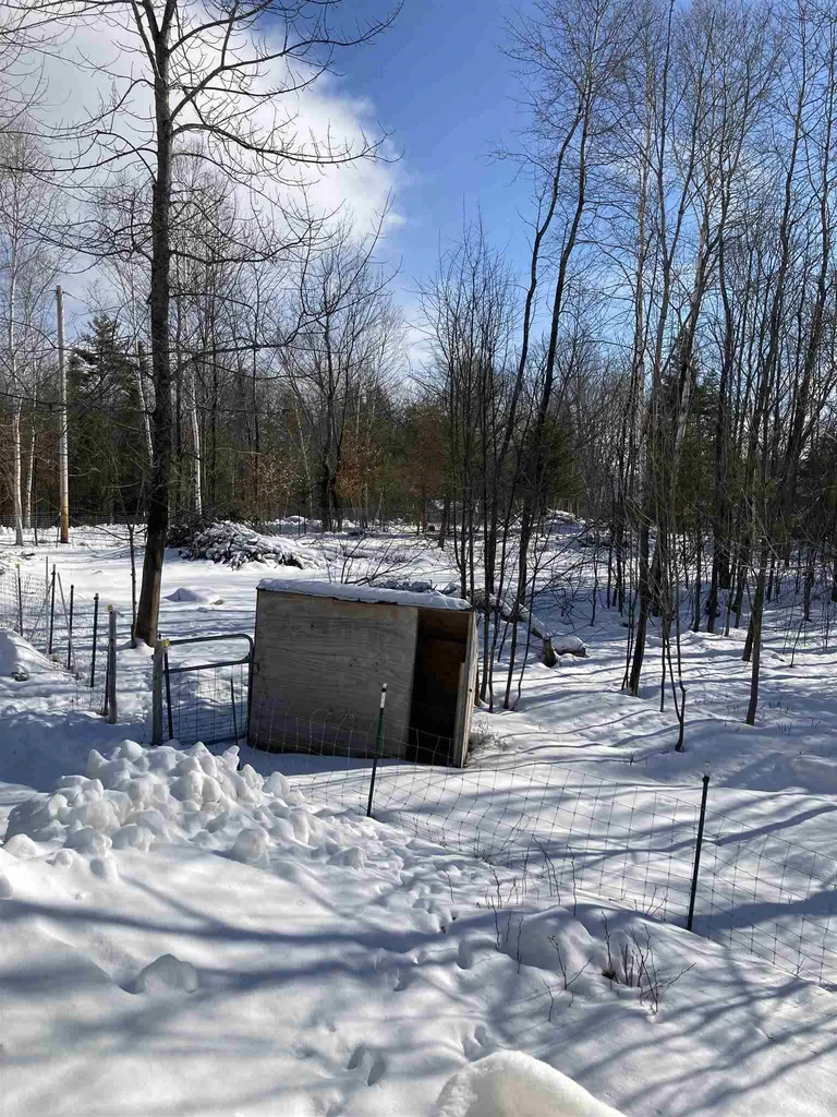 250 Mill Road Stoddard NH 03464