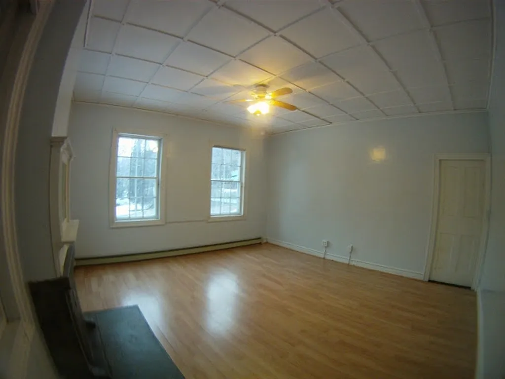 102 South Main Street Bethel VT 05032