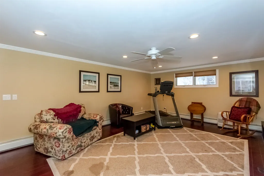 14 Sunset Drive Dover NH 03820