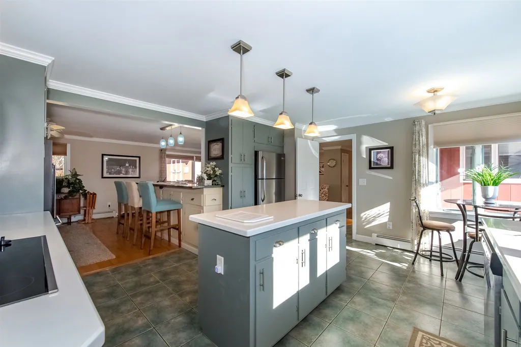 14 Sunset Drive Dover NH 03820