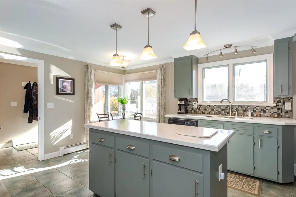 14 Sunset Drive Dover NH 03820