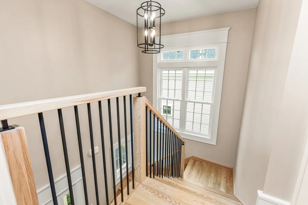 27 Elwyn Avenue Portsmouth NH 03801