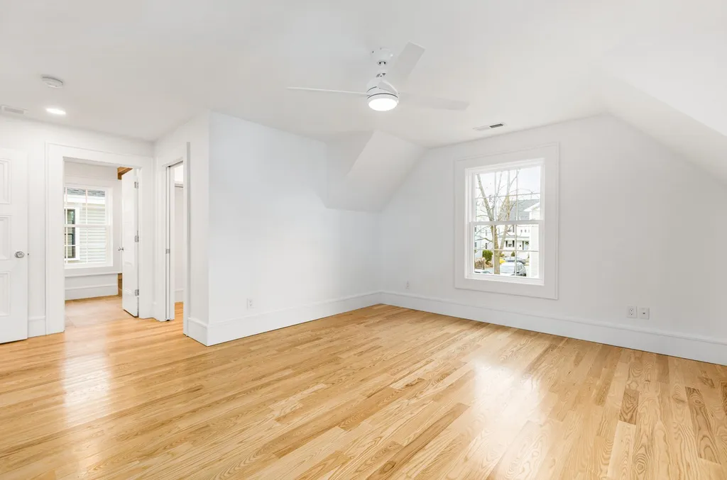 27 Elwyn Avenue Portsmouth NH 03801