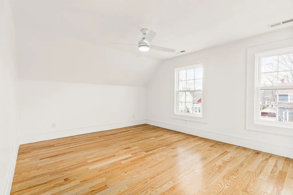 27 Elwyn Avenue Portsmouth NH 03801