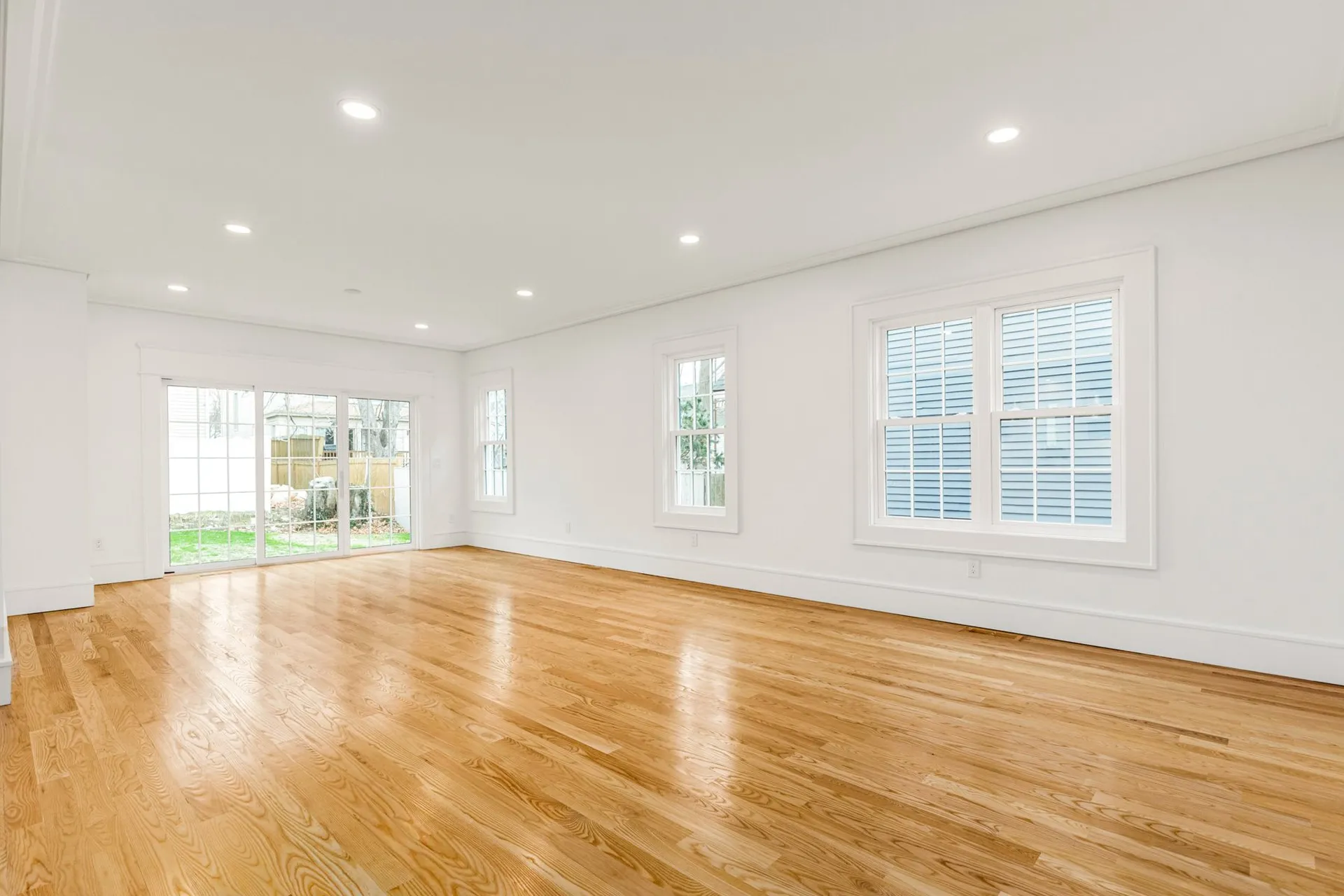 27 Elwyn Avenue Portsmouth NH 03801
