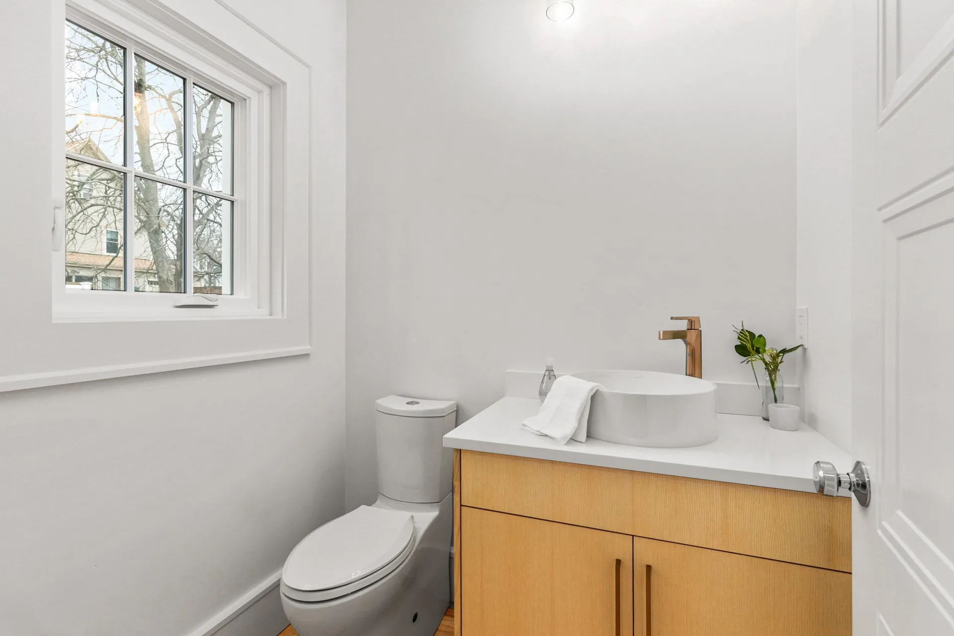 27 Elwyn Avenue Portsmouth NH 03801