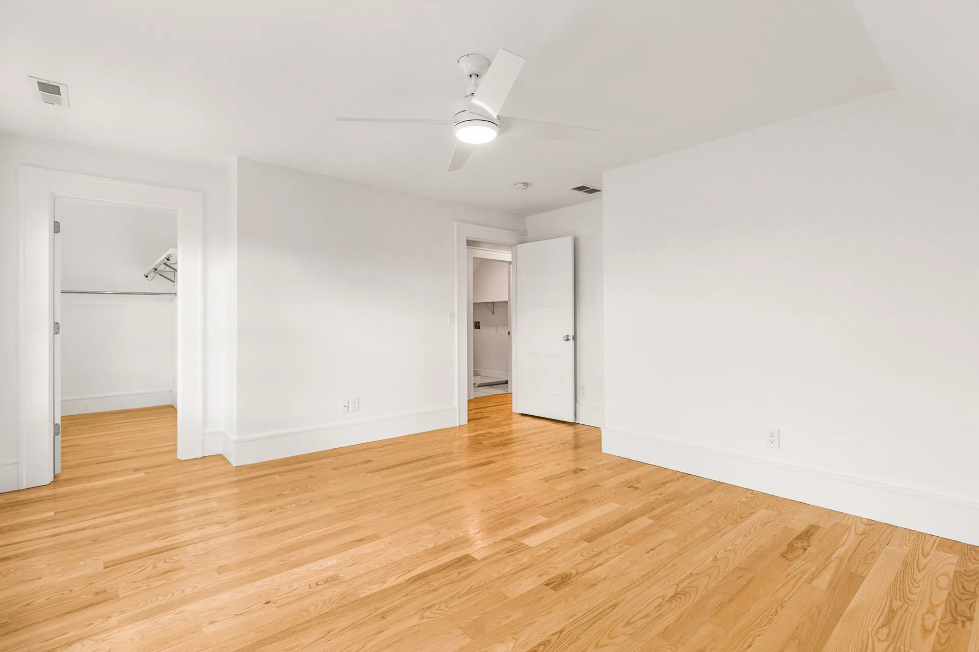 27 Elwyn Avenue Portsmouth NH 03801