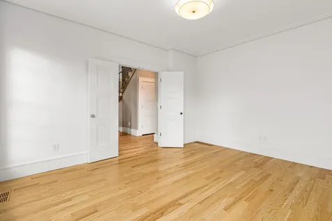 27 Elwyn Avenue Portsmouth NH 03801