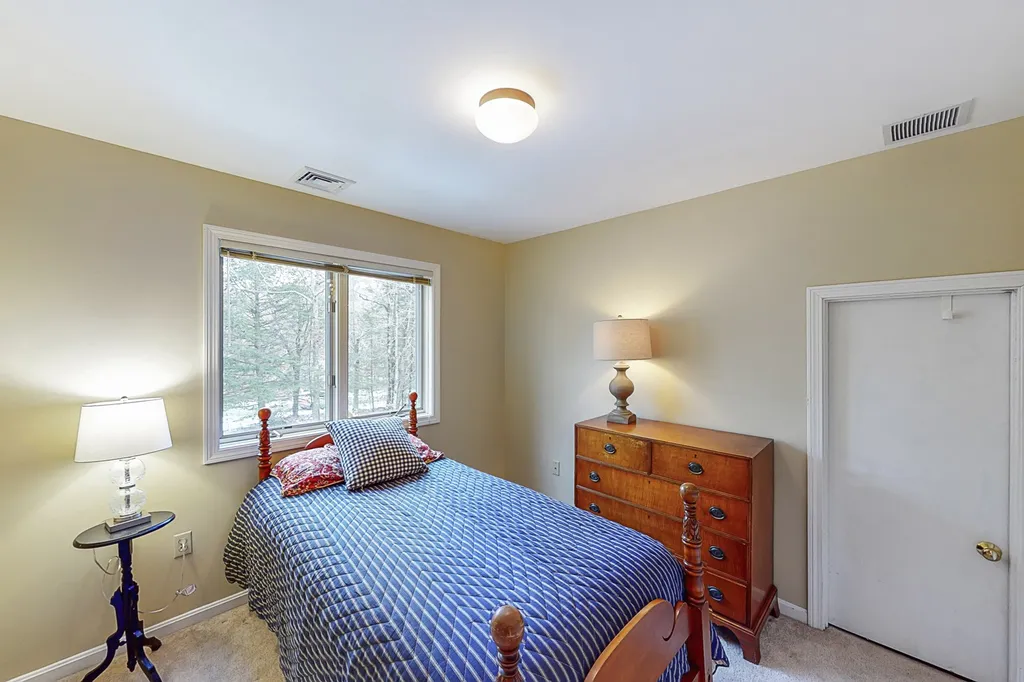 3 Knights Pond Lane Wolfeboro NH 03894