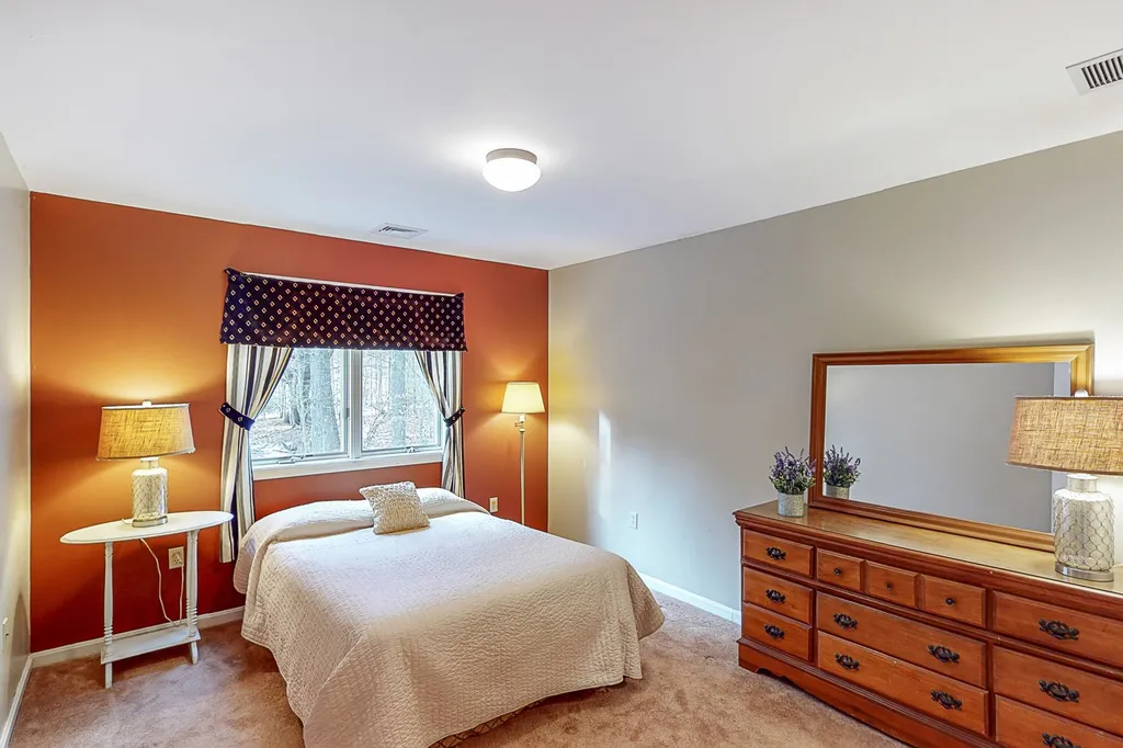 3 Knights Pond Lane Wolfeboro NH 03894