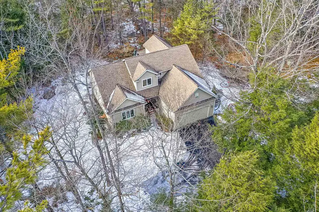 3 Knights Pond Lane Wolfeboro NH 03894