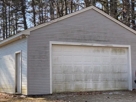 8 Julia Avenue Rochester NH 03867
