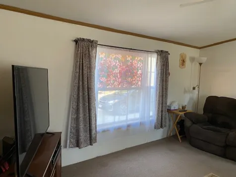 8 Julia Avenue Rochester NH 03867