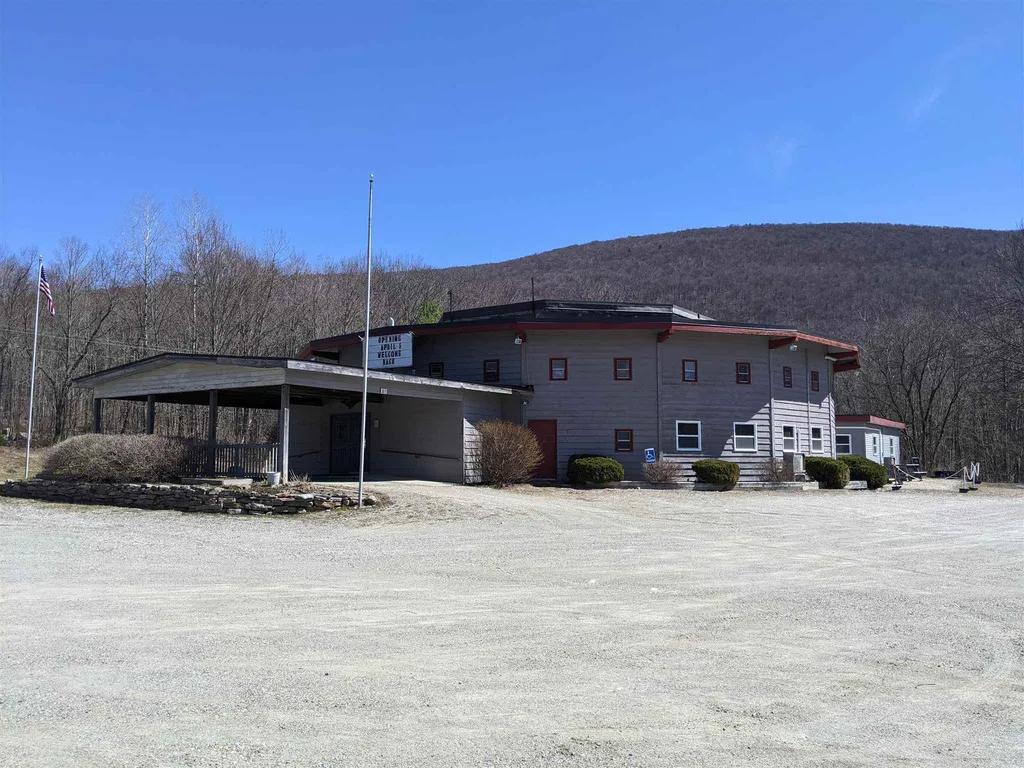 2282 Depot Street Manchester VT 05255