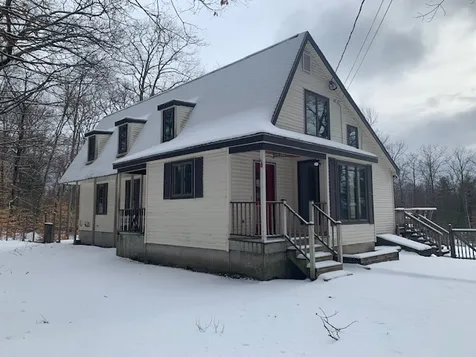 90 Champion Hill Road Effingham NH 03882