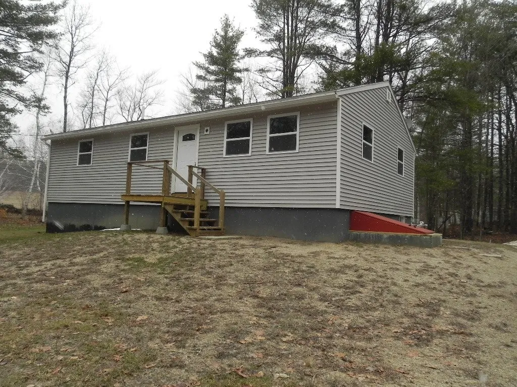 11 Ten Rod Road Farmington NH 03835