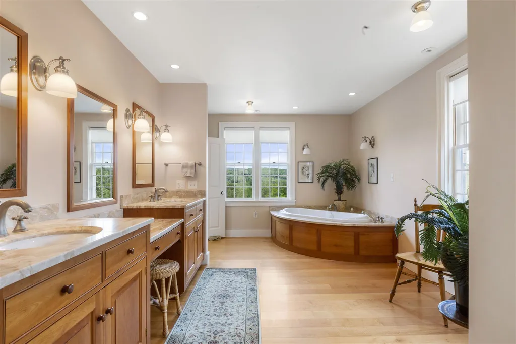 14 Olcott Road Norwich VT 05055
