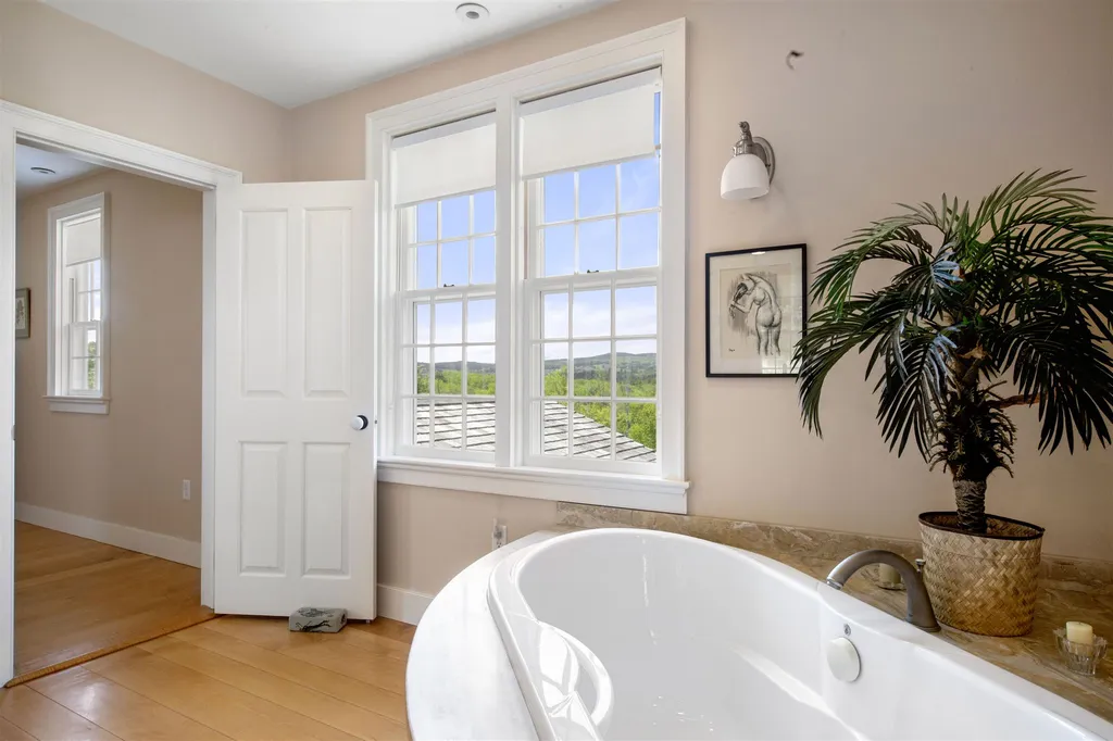 14 Olcott Road Norwich VT 05055