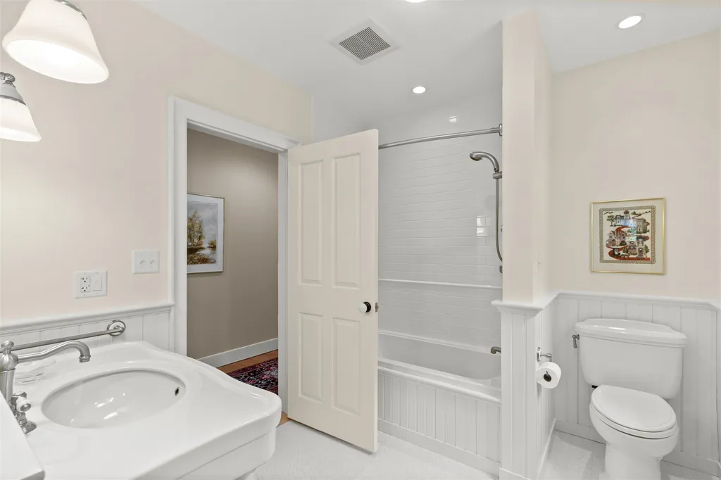 14 Olcott Road Norwich VT 05055