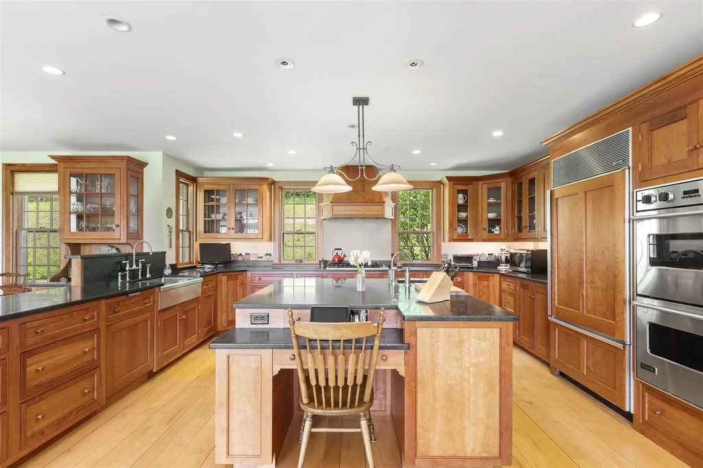 14 Olcott Road Norwich VT 05055