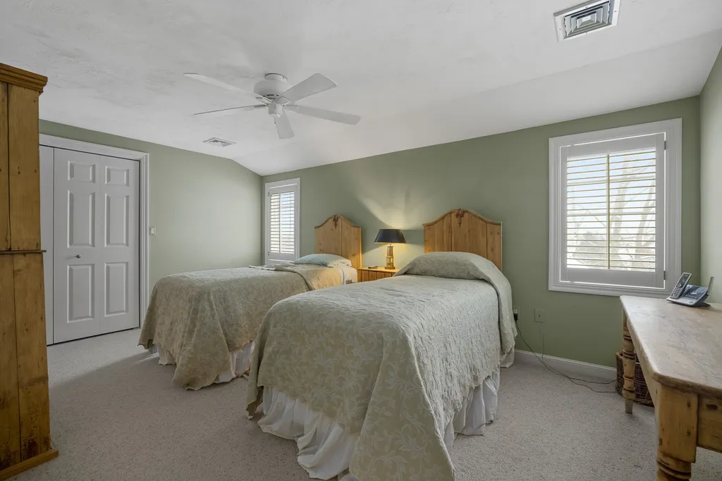 53 Marina Heights New Castle NH 03854