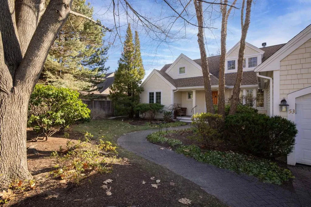 53 Marina Heights New Castle NH 03854