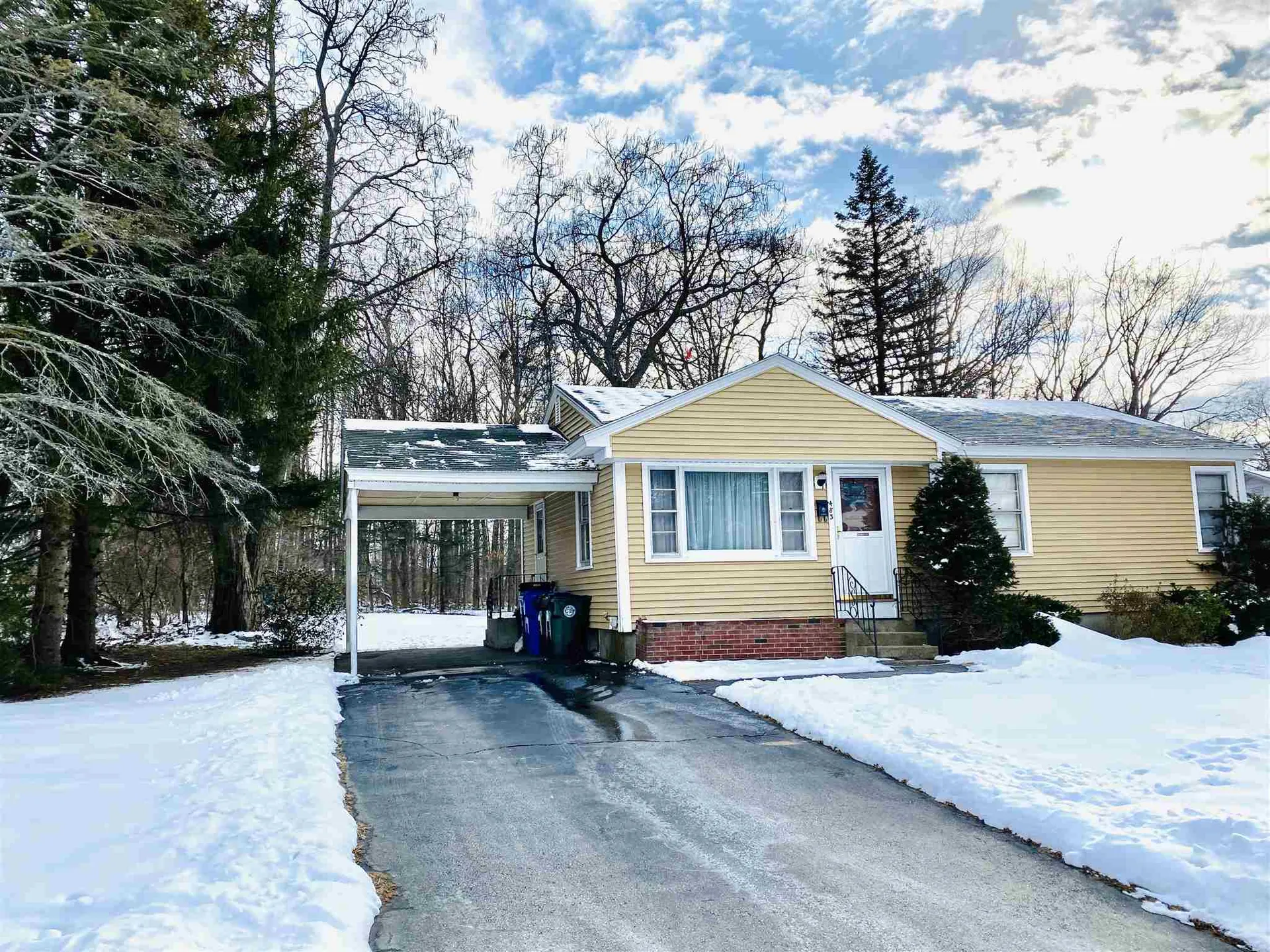483 Vinton Street Manchester NH 03103