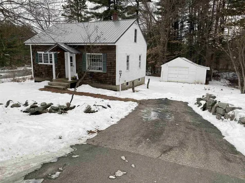 12 Baboosic Lake Road Amherst NH 03031
