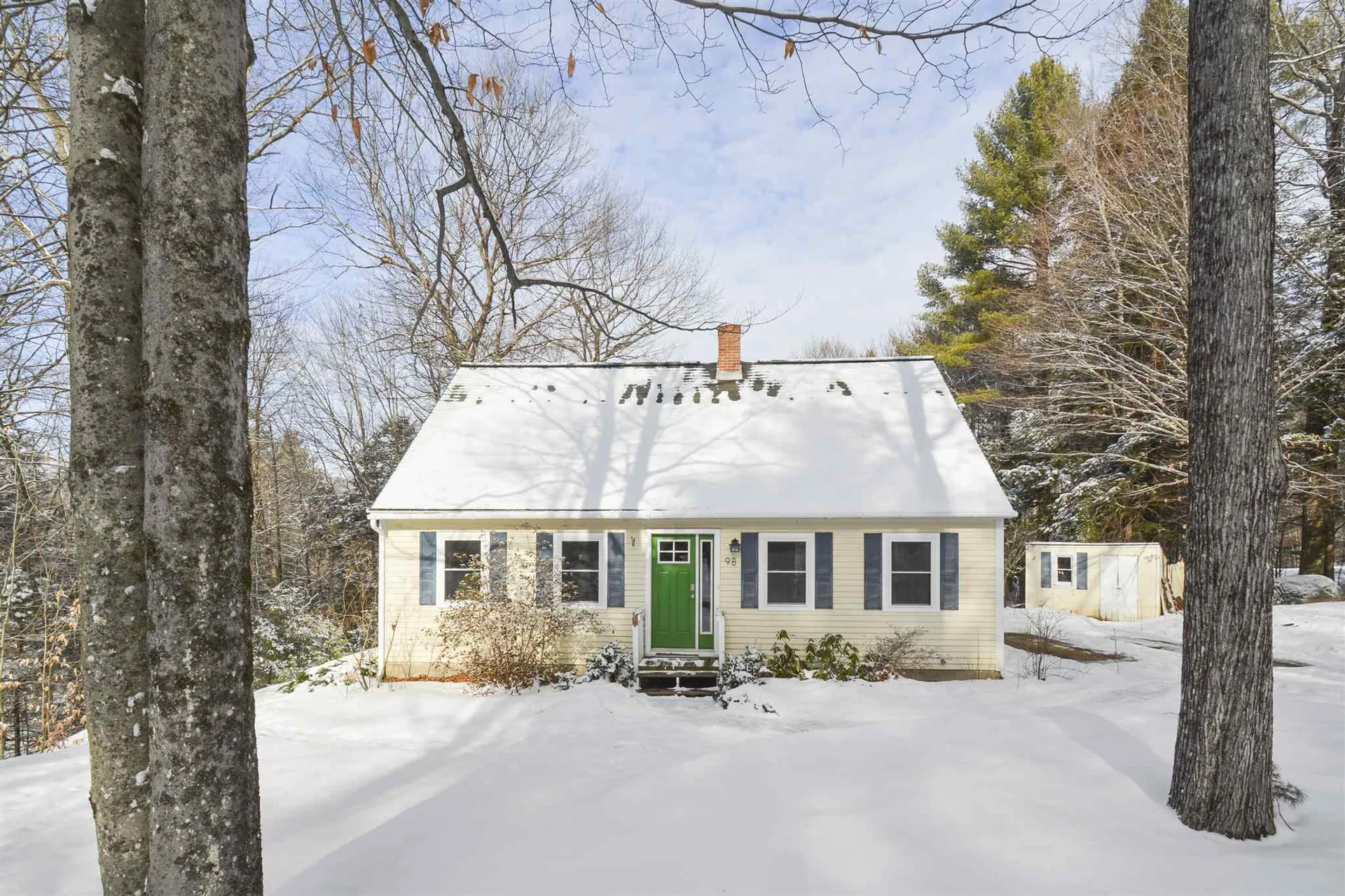 98 Riverwood Drive New Hampton NH 03256