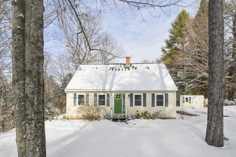 98 Riverwood Drive New Hampton NH 03256