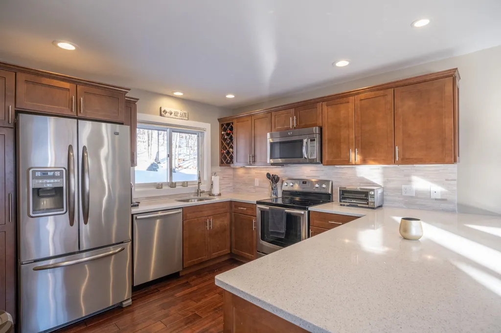 23-b Bridgeview Road Lincoln NH 03251
