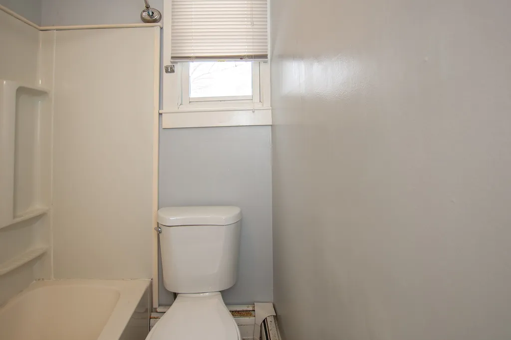 14-16 Spalding Street Nashua NH 03060