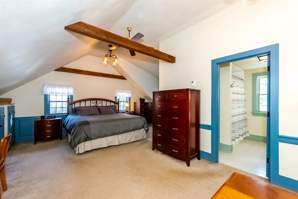 8 Sarah Paul Hill Madbury NH 03823
