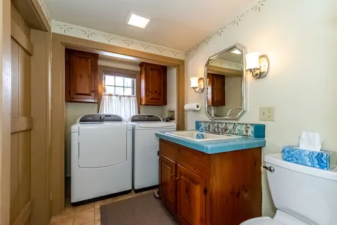 8 Sarah Paul Hill Madbury NH 03823