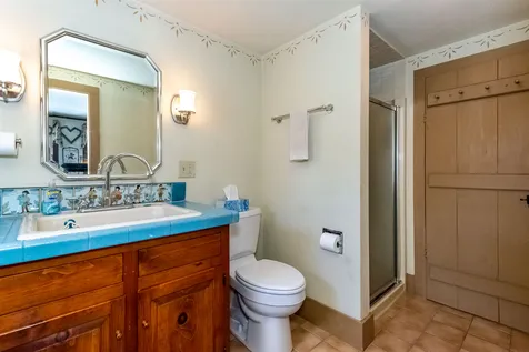 8 Sarah Paul Hill Madbury NH 03823