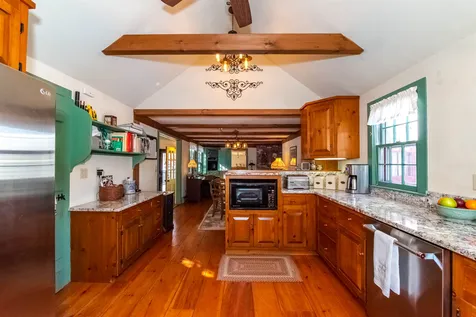 8 Sarah Paul Hill Madbury NH 03823